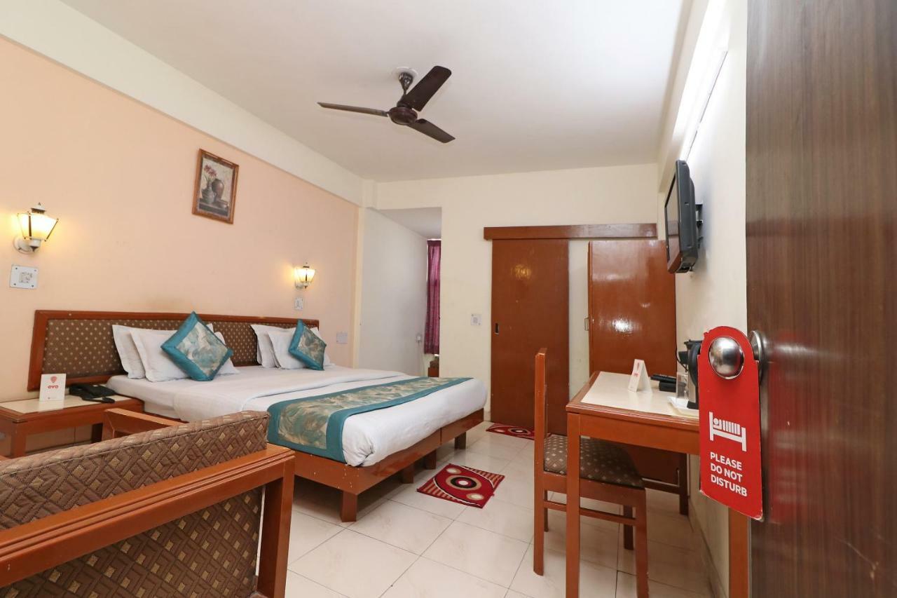 Oyo 1822 Hotel Ambassador Dehradun Exterior photo