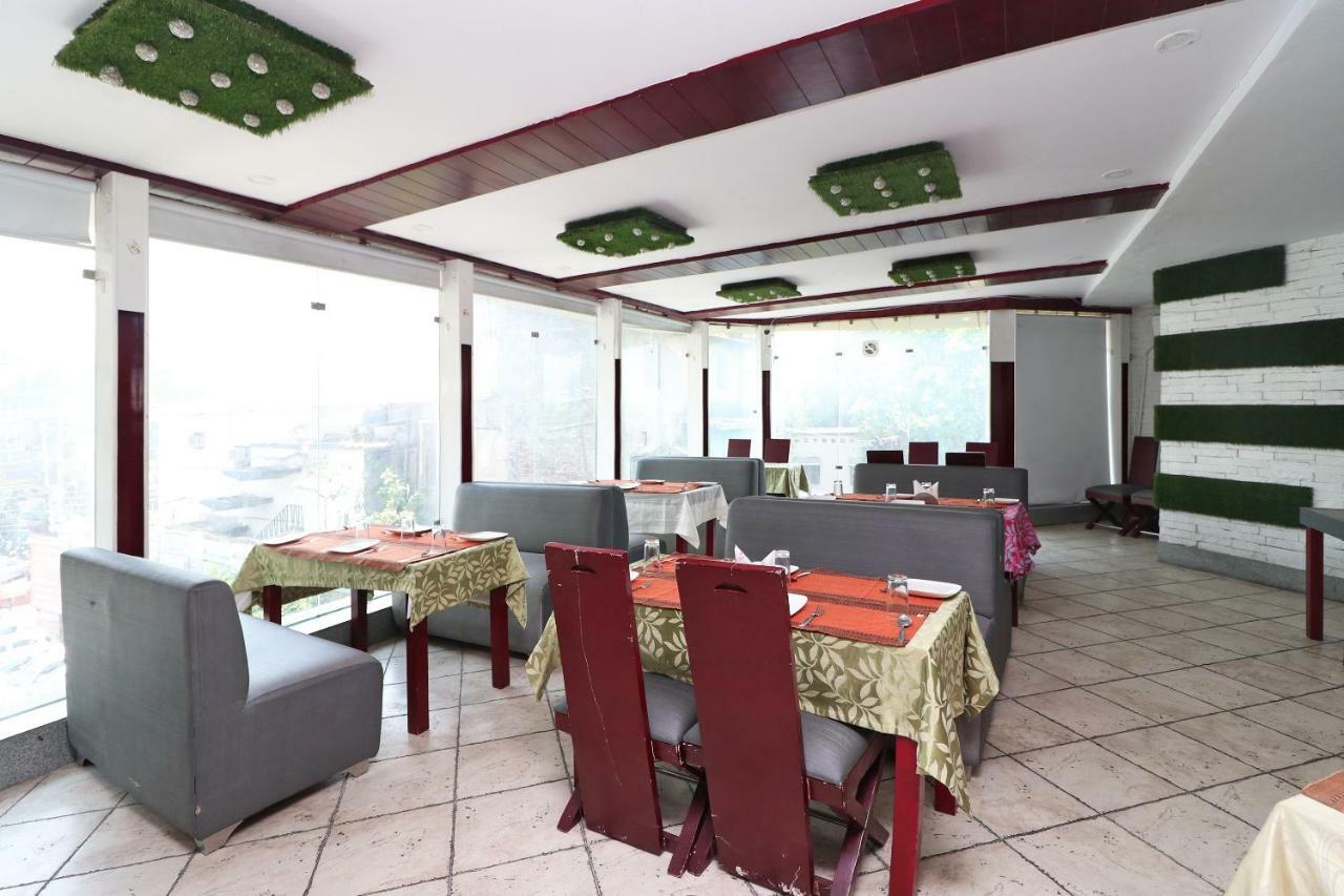 Oyo 1822 Hotel Ambassador Dehradun Exterior photo